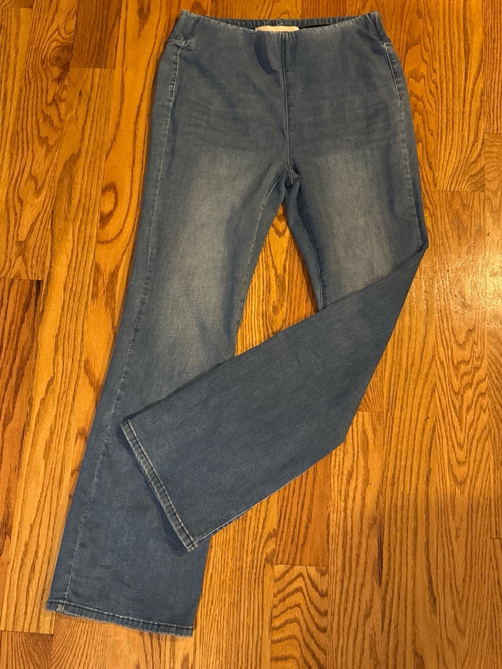 Soft Surroundings Women's Light Blue Boot-Cut Jeans